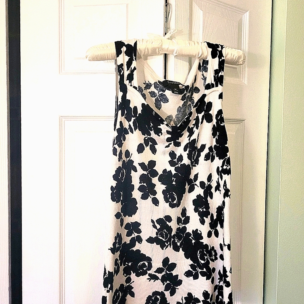 WHBM Floral lightweight top